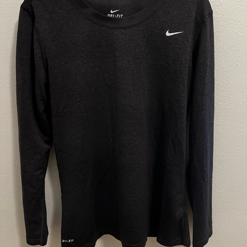 Nike Dri-Fit Long Sleeve Shirt